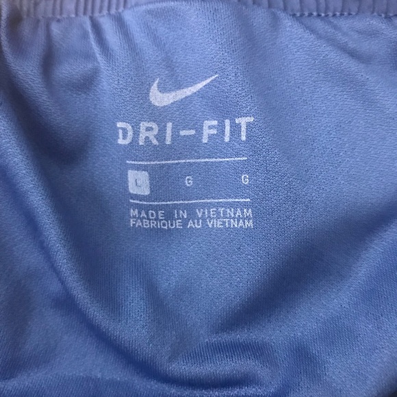 Nike dri fit shorts - Picture 3 of 3